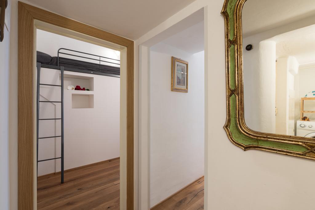 Alfani Apartment Florence
